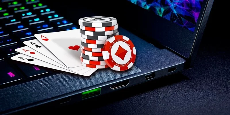 Học hỏi kinh nghiệm chơi Poker từ cao thủ giúp nâng cao tỷ lệ thắng.